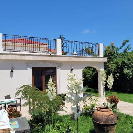 Vila Caviar Hotel Sulina Exterior photo