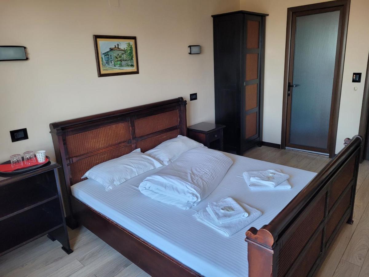 Vila Caviar Hotel Sulina Exterior photo