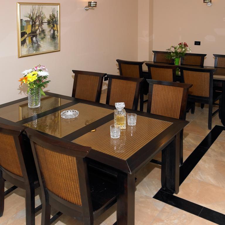 Vila Caviar Hotel Sulina Exterior photo