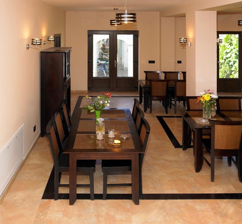 Vila Caviar Hotel Sulina Exterior photo